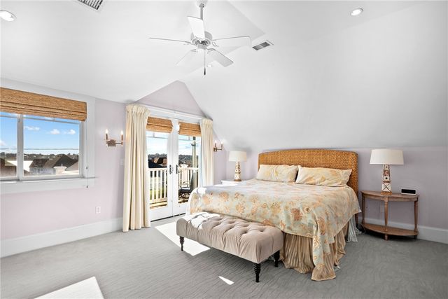 140 Tuckerman Avenue, Middletown, RI 02842