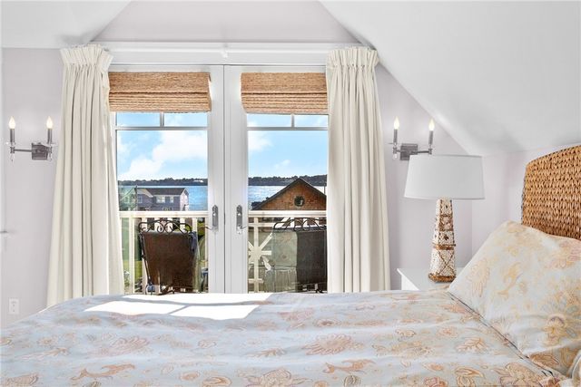 140 Tuckerman Avenue, Middletown, RI 02842