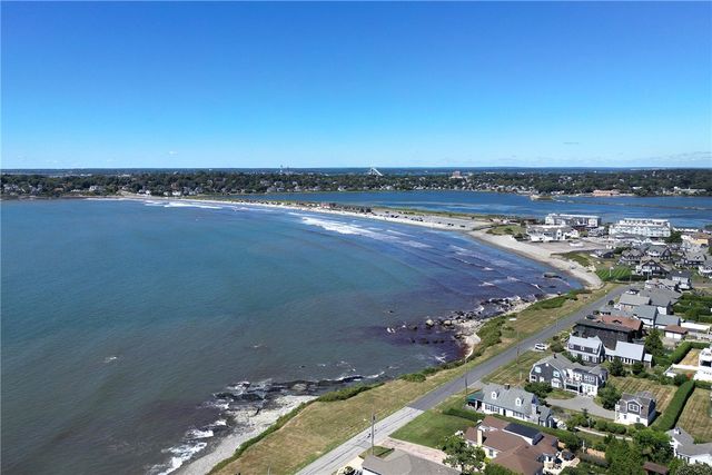 140 Tuckerman Avenue, Middletown, RI 02842