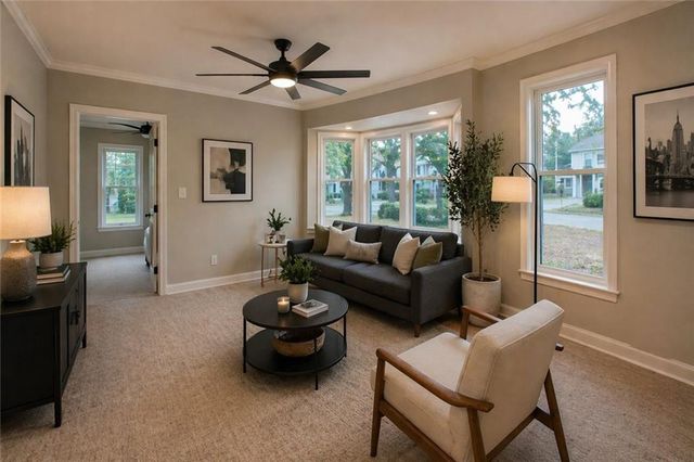 300 SE 1st Street, Lee's Summit, MO 64063