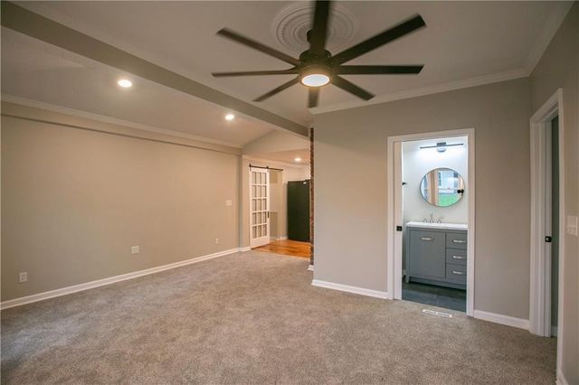 300 SE 1st Street, Lee's Summit, MO 64063