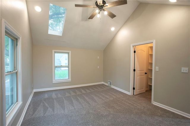 300 SE 1st Street, Lee's Summit, MO 64063