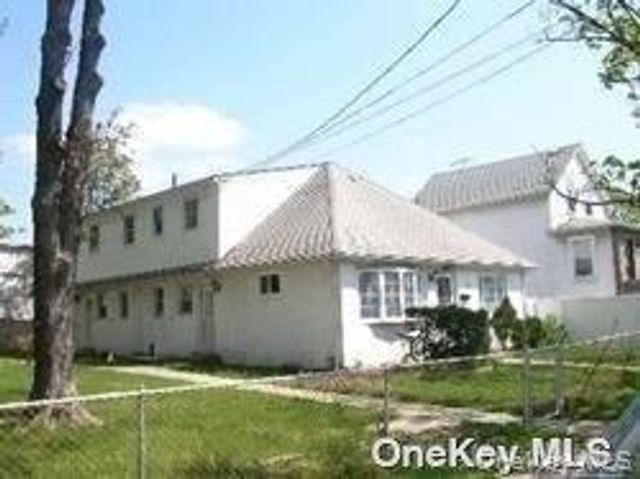 247 Oakley Avenue, Elmont, NY 11003