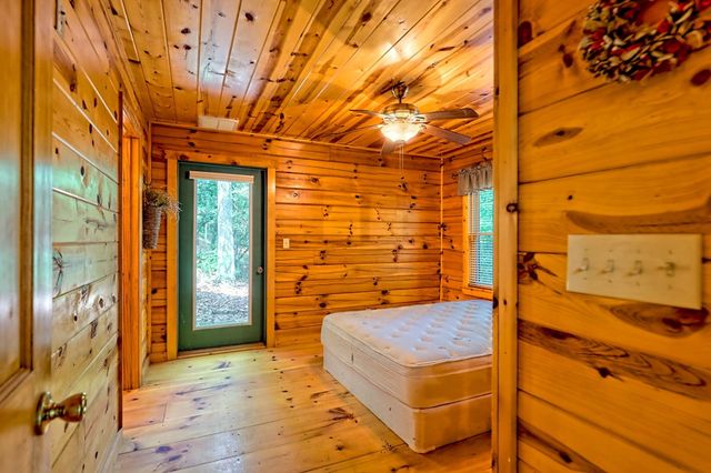 105 Cozy Pine Lane, Murphy, NC 28906