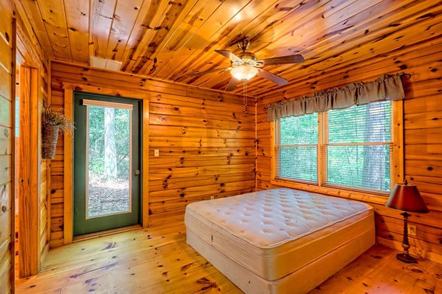 105 Cozy Pine Lane, Murphy, NC 28906