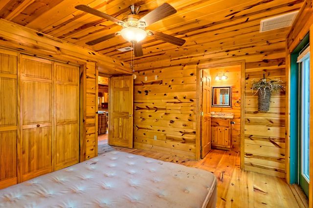 105 Cozy Pine Lane, Murphy, NC 28906