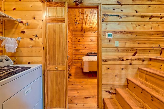 105 Cozy Pine Lane, Murphy, NC 28906