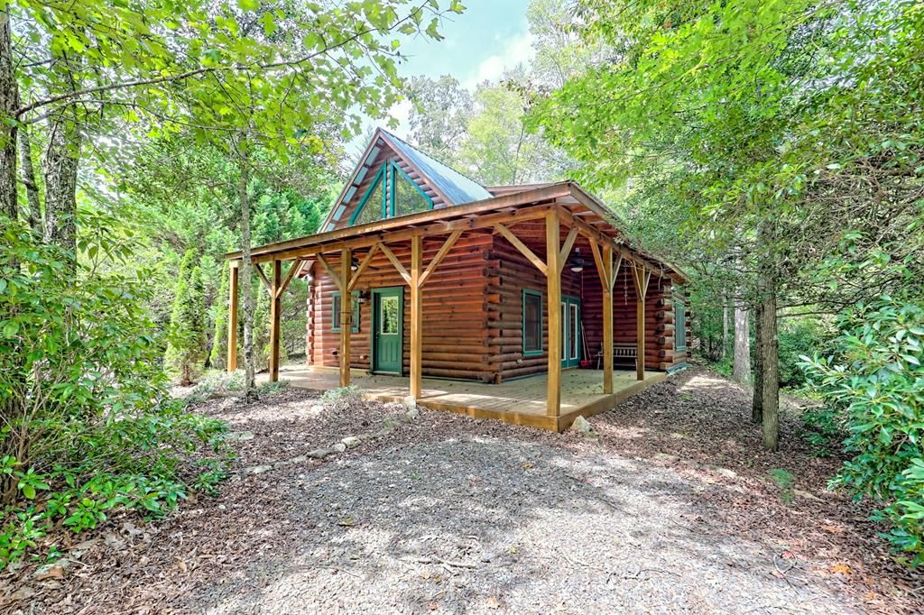 105 Cozy Pine Lane, Murphy, NC 28906
