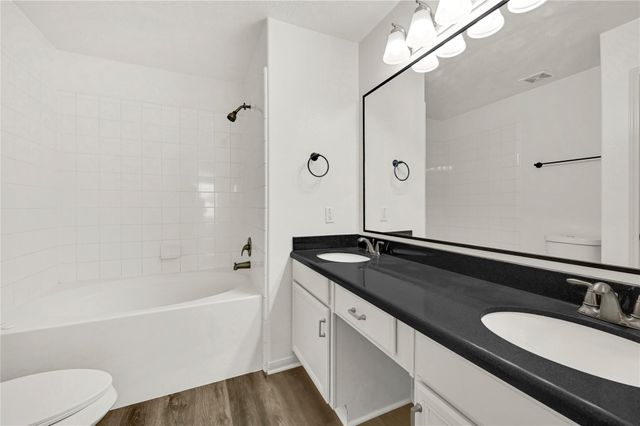 11242 Valley Kings Drive, Houston, TX 77089