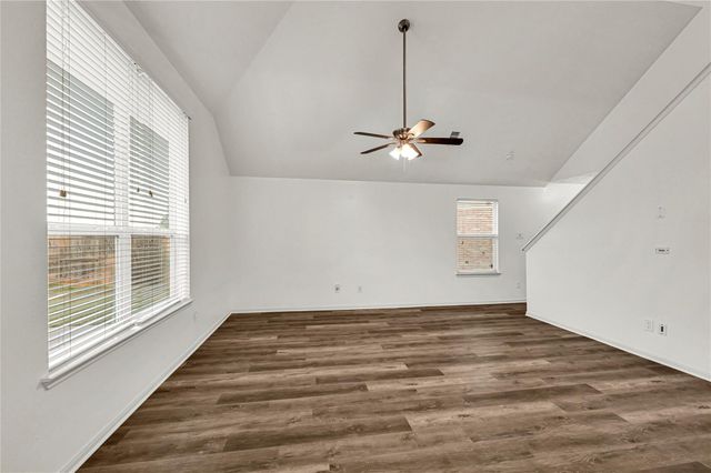 11242 Valley Kings Drive, Houston, TX 77089