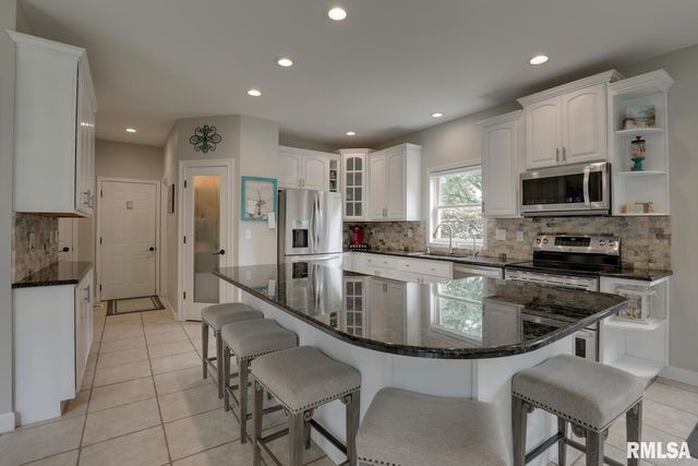 3430 TIMBERLINE Drive, Quincy, IL 62305