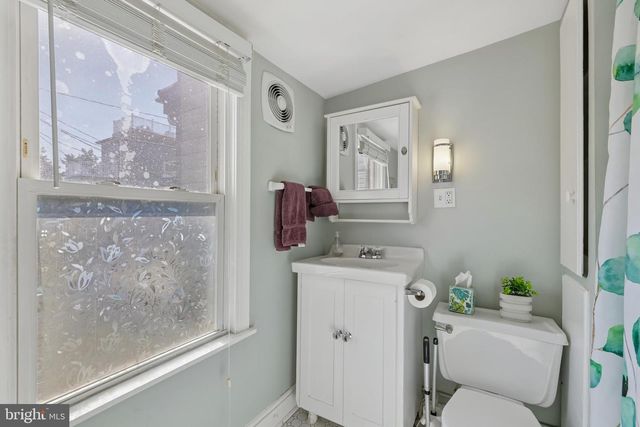 1533 S CHARLES ST, Baltimore, MD 21230