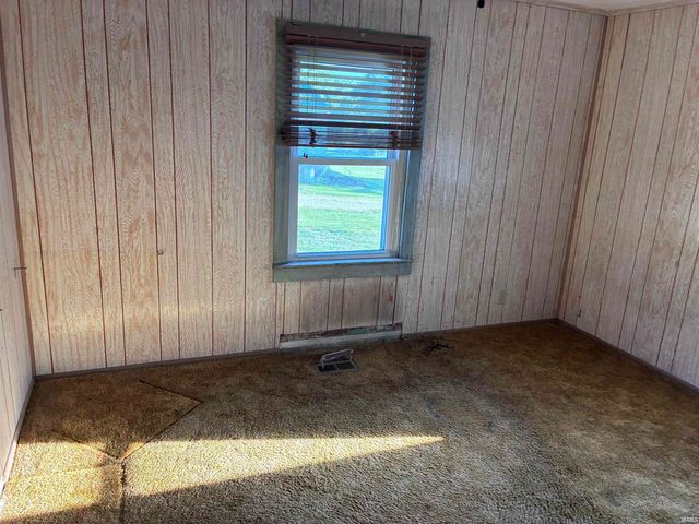 1611 E State Route 62 Highway, Boonville, IN 47601