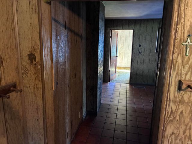 1611 E State Route 62 Highway, Boonville, IN 47601