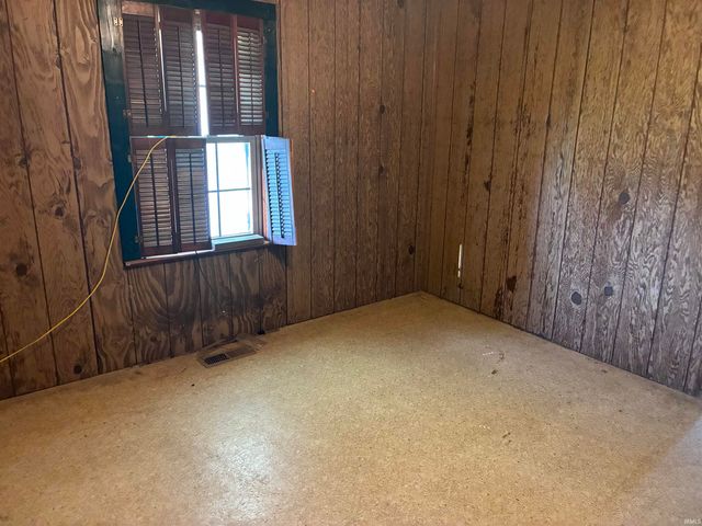 1611 E State Route 62 Highway, Boonville, IN 47601
