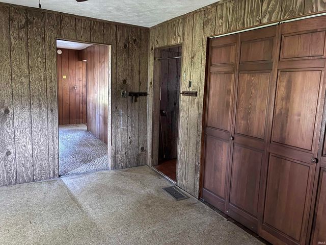 1611 E State Route 62 Highway, Boonville, IN 47601
