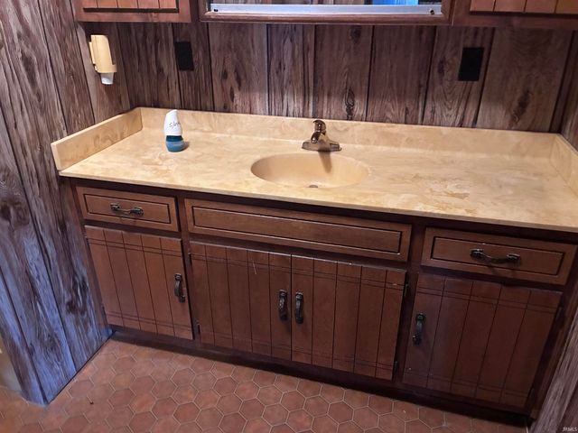 1611 E State Route 62 Highway, Boonville, IN 47601