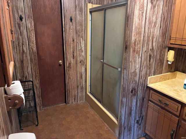 1611 E State Route 62 Highway, Boonville, IN 47601