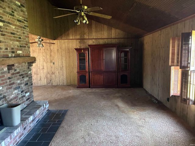 1611 E State Route 62 Highway, Boonville, IN 47601