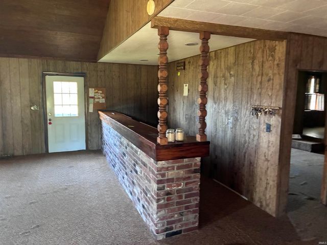 1611 E State Route 62 Highway, Boonville, IN 47601