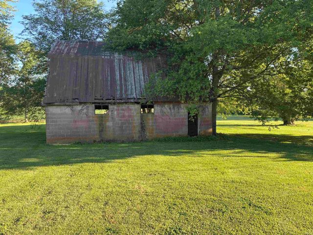1611 E State Route 62 Highway, Boonville, IN 47601