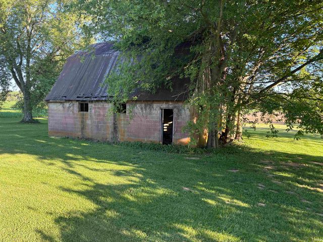 1611 E State Route 62 Highway, Boonville, IN 47601