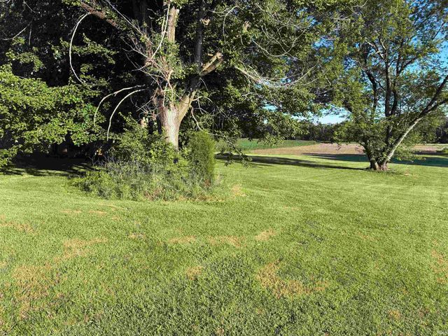 1611 E State Route 62 Highway, Boonville, IN 47601