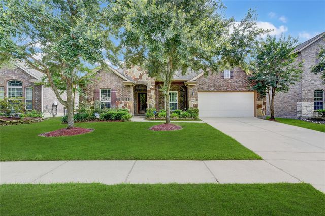 13306 Misting Falls Lane, Pearland, TX 77584