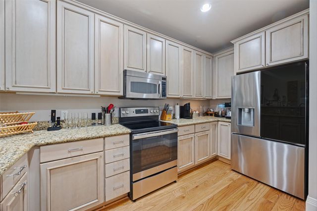 2207 Postoffice 315, Galveston, TX 77550