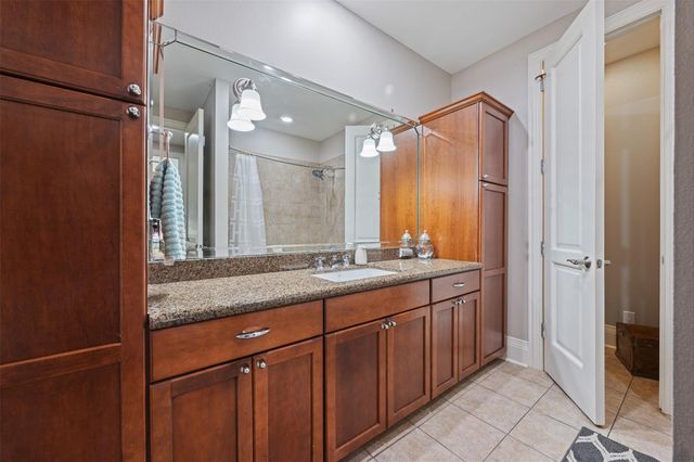 2207 Postoffice 315, Galveston, TX 77550