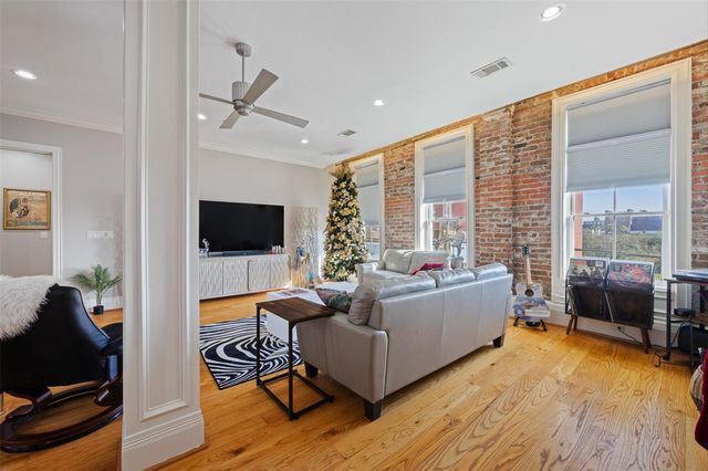 2207 Postoffice 315, Galveston, TX 77550