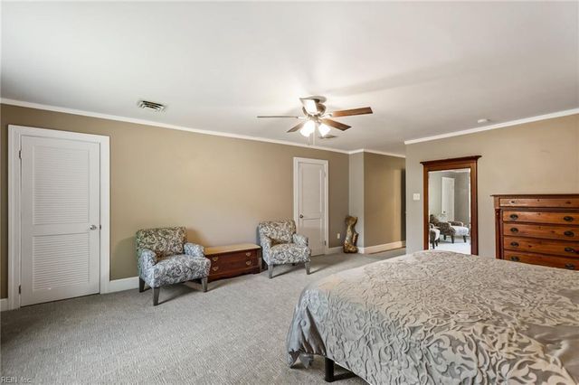 201 Robinhood RD, Franklin, VA 23851