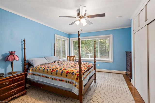 201 Robinhood RD, Franklin, VA 23851
