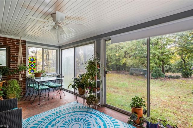 201 Robinhood RD, Franklin, VA 23851