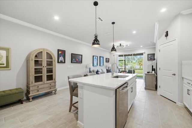 8327 WILDFLOWER GLEN AVENUE, Odessa, FL 33556