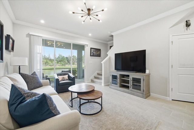 8327 WILDFLOWER GLEN AVENUE, Odessa, FL 33556