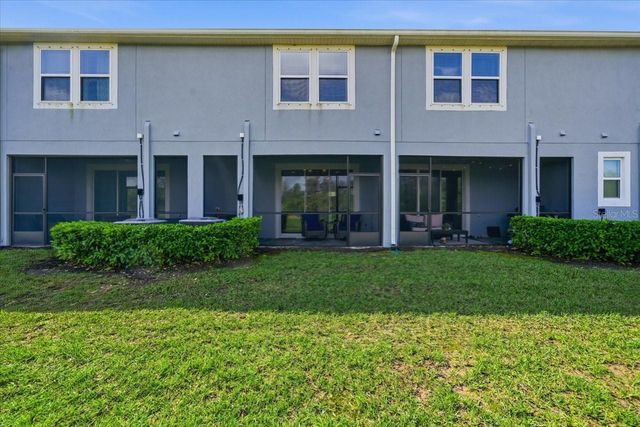 8327 WILDFLOWER GLEN AVENUE, Odessa, FL 33556