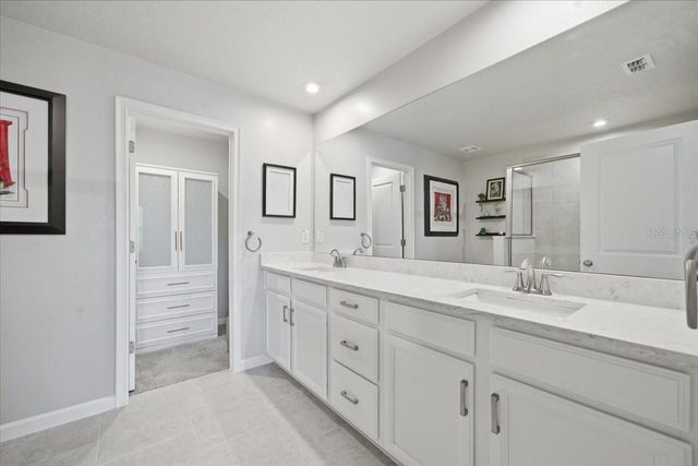 8327 WILDFLOWER GLEN AVENUE, Odessa, FL 33556