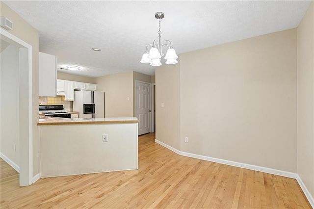 33 Bridgewater Drive, Newnan, GA 30265