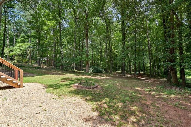 33 Bridgewater Drive, Newnan, GA 30265