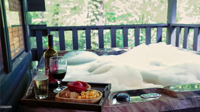 1727 Oakridge View Lane, Sevierville, TN 37876