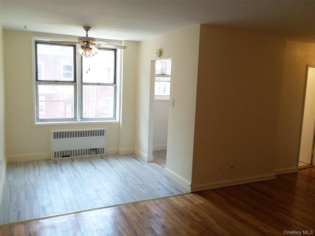 67-30 Clyde Street 3P, Forest Hills, NY 11375