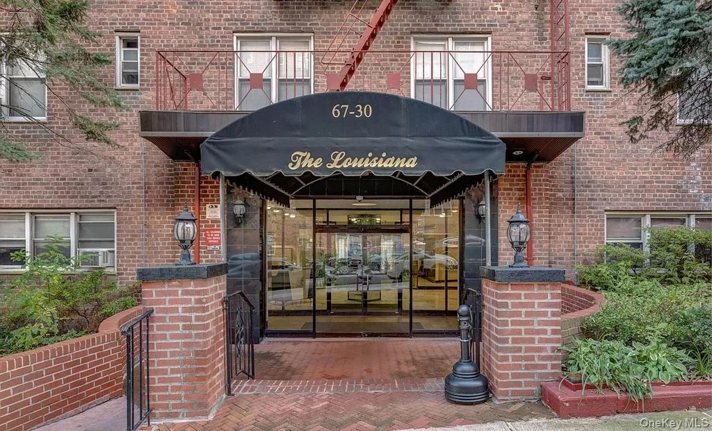 67-30 Clyde Street 3P, Forest Hills, NY 11375