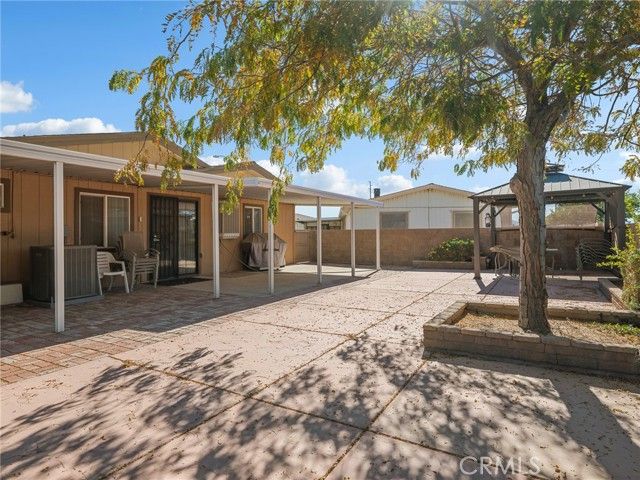 12550 Main 2, Hesperia, CA 92345