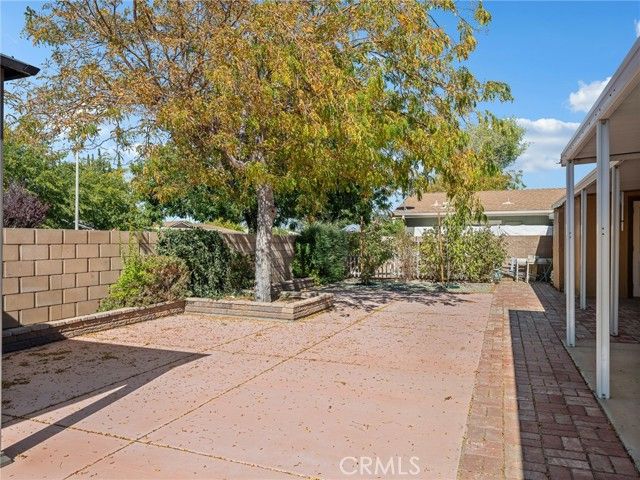 12550 Main 2, Hesperia, CA 92345