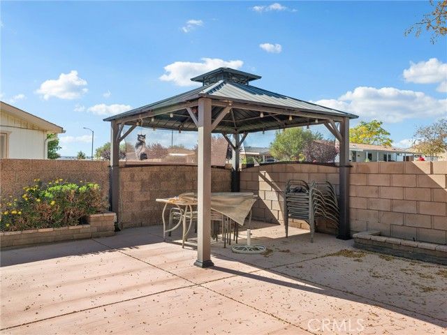 12550 Main 2, Hesperia, CA 92345