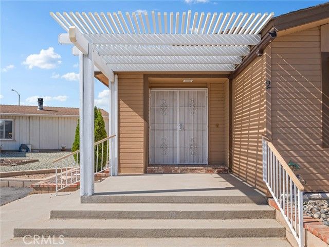 12550 Main 2, Hesperia, CA 92345