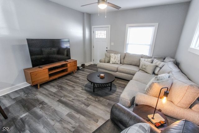 811 Iowa Street, Indianapolis, IN 46203