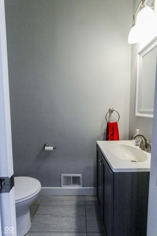 811 Iowa Street, Indianapolis, IN 46203