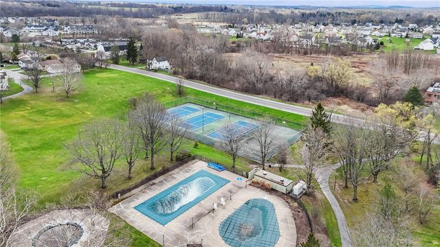 7 Shadbush, Henrietta, NY 14586